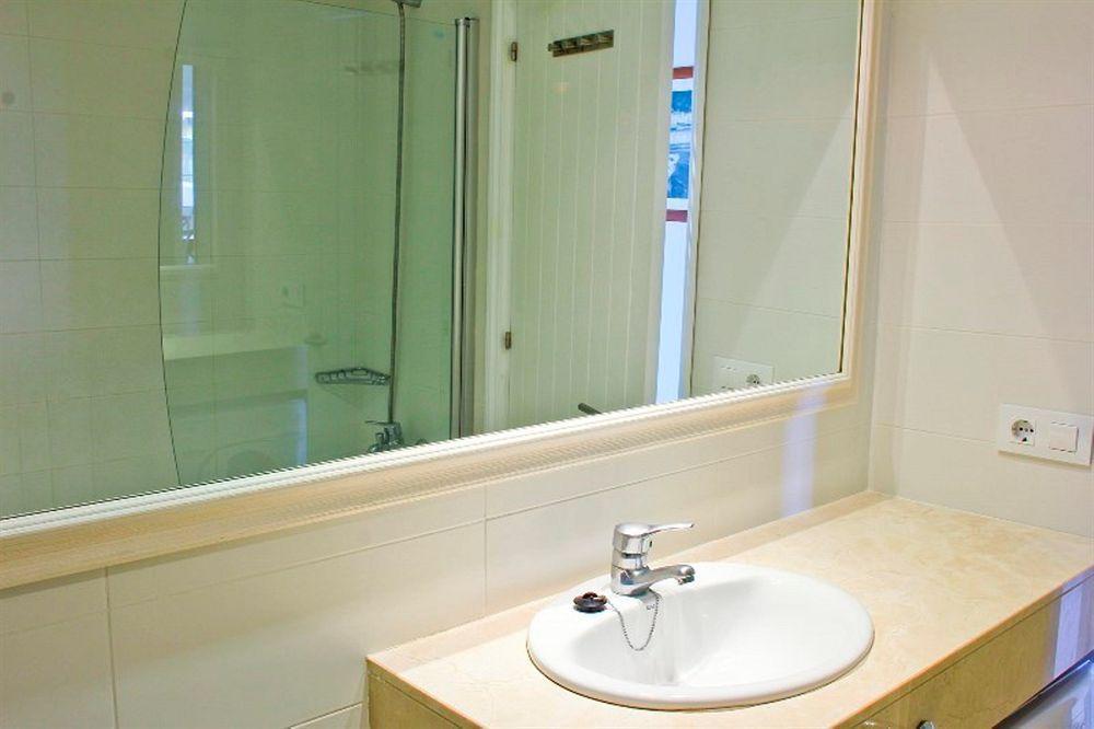 Apartamentos Son Bou Playa Gold Exteriör bild