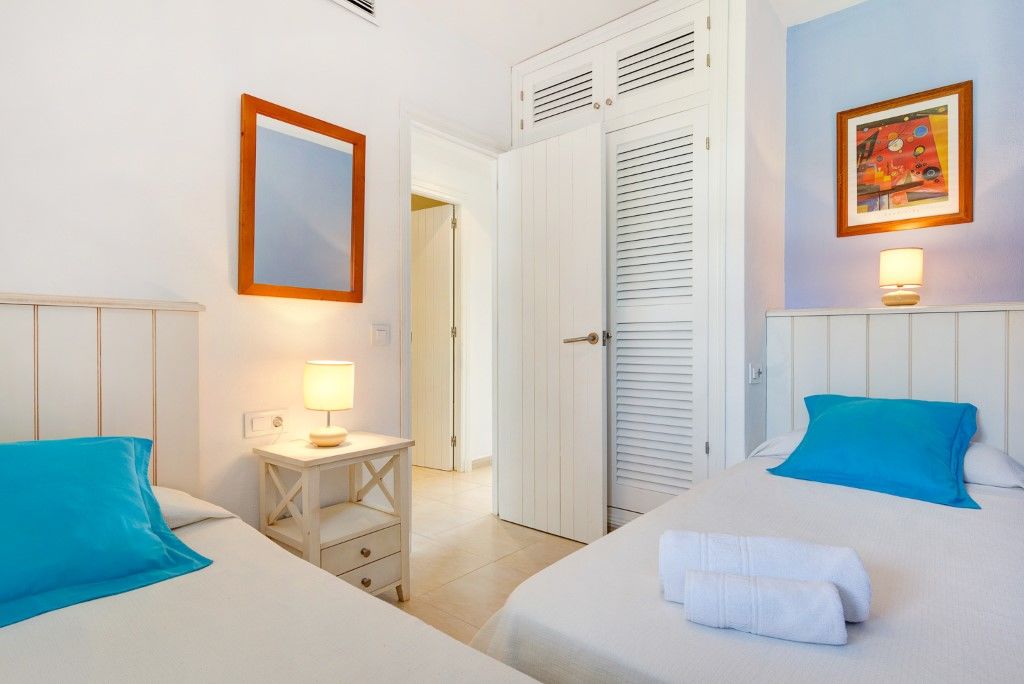 Apartamentos Son Bou Playa Gold Exteriör bild
