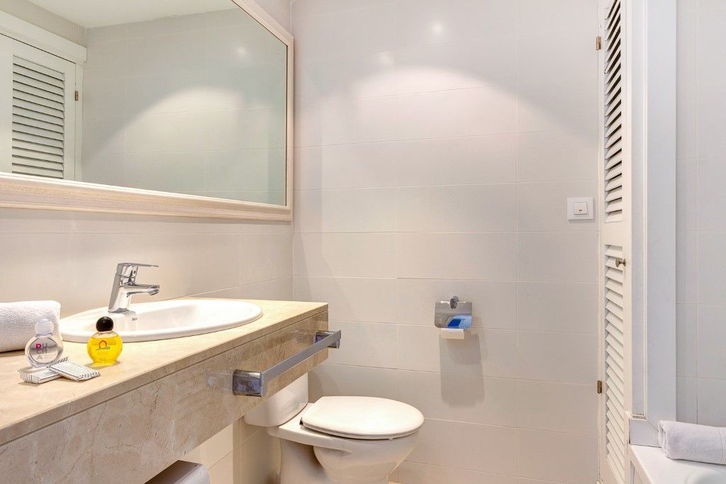 Apartamentos Son Bou Playa Gold Exteriör bild