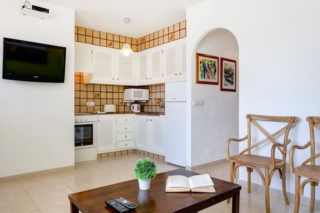 Apartamentos Son Bou Playa Gold Exteriör bild